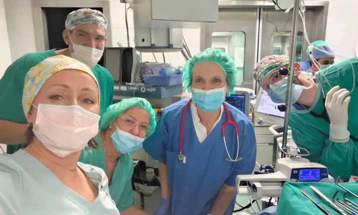 Nevjerojatno: Liječnici KBC-a Zagreb uklonili golemi tumor novorođenčetu tijekom poroda