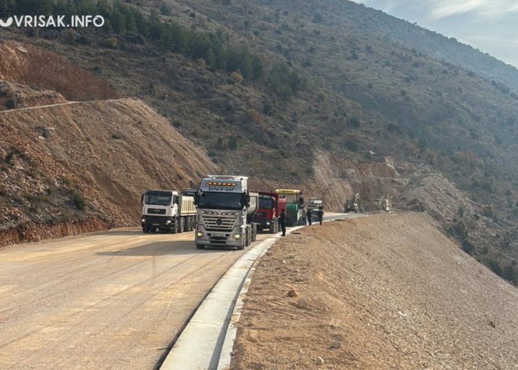 Mostarska obilaznica dobiva asfalt, pogledajte prizore s gradilišta