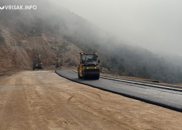 Mostarska obilaznica dobiva asfalt, pogledajte prizore s gradilišta