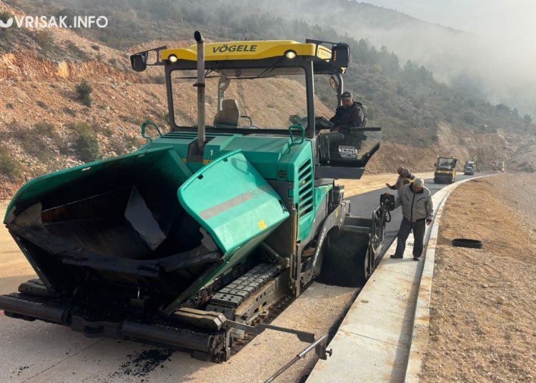 Mostarska obilaznica dobiva asfalt, pogledajte prizore s gradilišta
