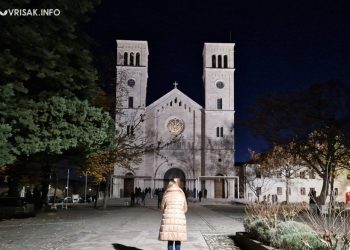Počele zornice u Širokom Brijegu: Vjernici započeli adventsku pripravu