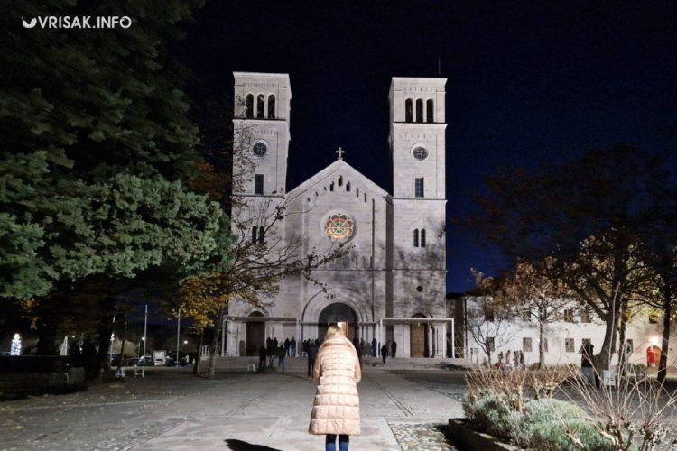 Počele zornice u Širokom Brijegu: Vjernici započeli adventsku pripravu