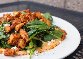 Recept za ukusnu piletinu na kremastom umaku