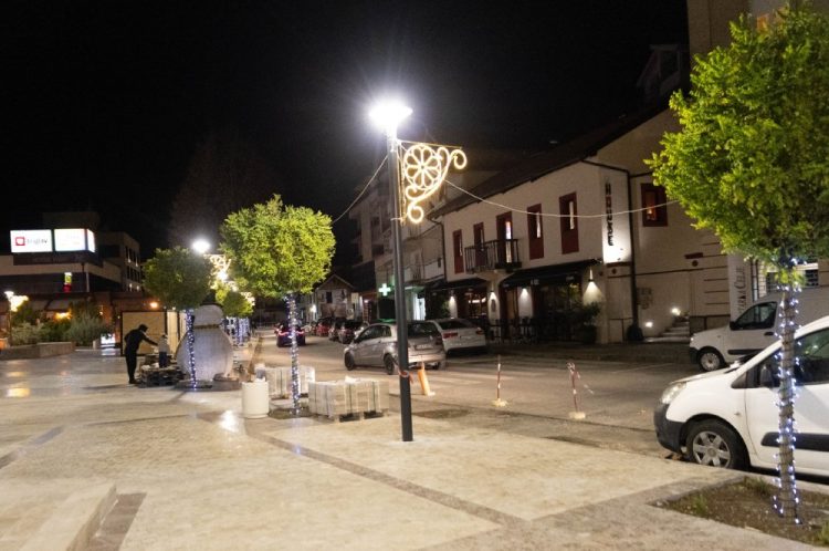 Rozeta širokobriješke crkve službeni motiv ovogodišnjeg Adventa u Širokom Brijegu