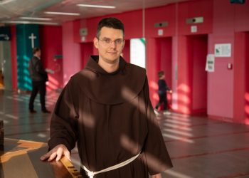 Širokobriješki fratar o službi bolničkog kapelana: Fra Renato Galić na prvoj crti milosrđa