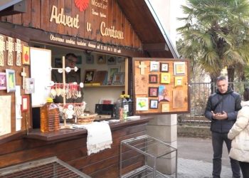 Mostar raspisao javni poziv za zakup kućica i šankova za Advent i doček Nove 2026. godine