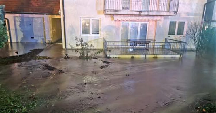 (VIDEO) Duga noć iza Bugojanaca, rijeka se izlila, poplavljene kuće