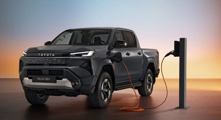 Toyota Hilux ulazi u devetu generaciju: Stiže i potpuno električna verzija