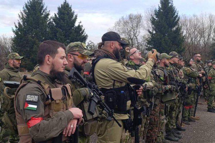 Uznemirujuće scene iz Bugojna: Postrojeni muškarci podsjetili Hrvate na zloglasni odred El Mudžahid