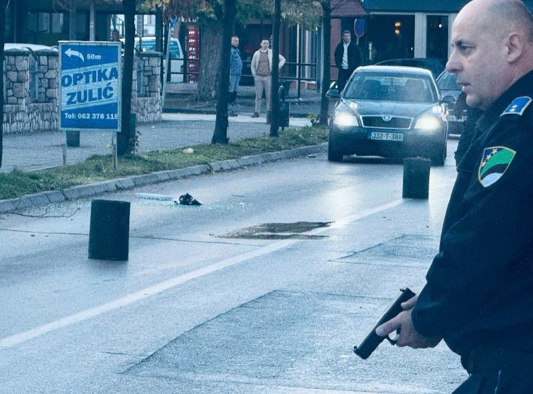 (VIDEO) Snimak pucnjave u Kalesiji: Pljačkaši zlatare se obračunali s policajcima