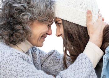 Ljubav odrasle djece prema roditeljima krije se u ovim rečenicama