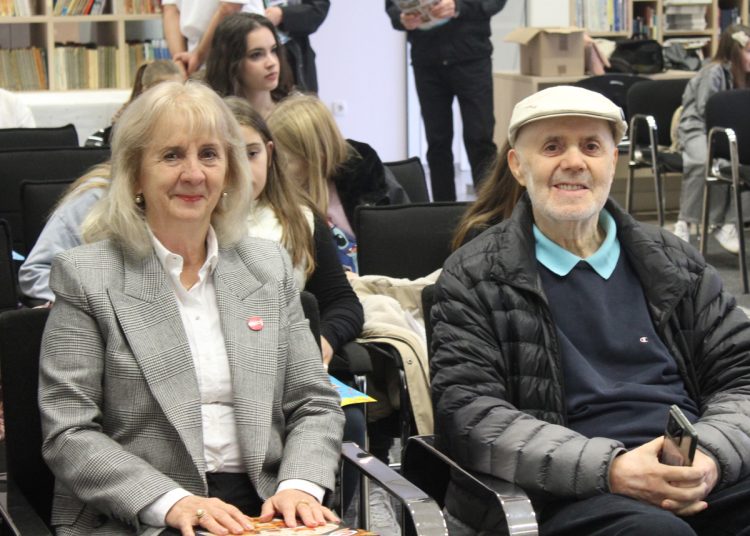 Mali Širokobriježani ispunili knjižnicu na svečanosti „Žene – pisci za djecu i mlade“