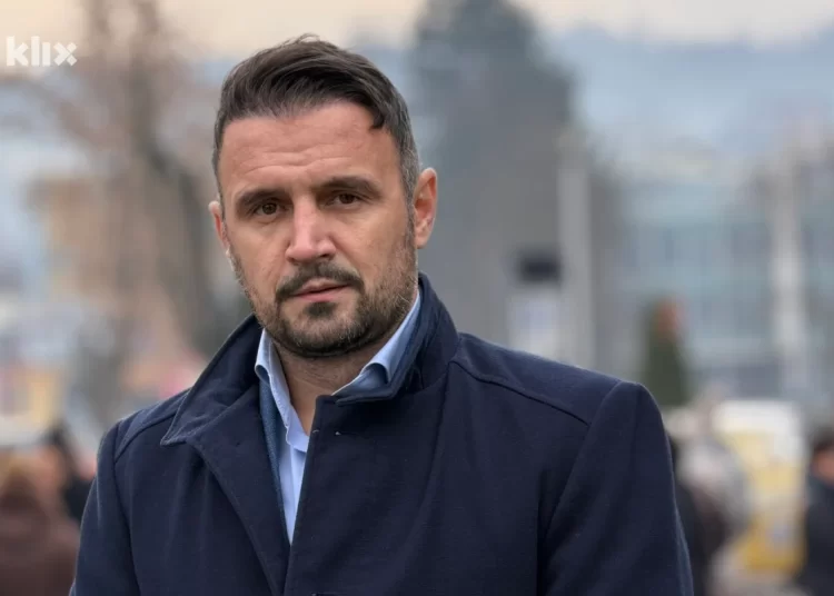 Državni službenici u pravosuđu Tuzlanskog kantona nastavljaju štrajk
