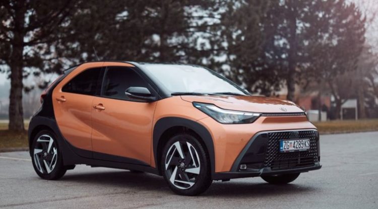 Toyota Aygo X Hybrid stigao u salone: 116 KS, mala potrošnja i privlačna cijena
