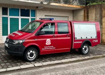 Grude: Požar na automobilu, potreba prokuhavanja vode i najava isključenja struje