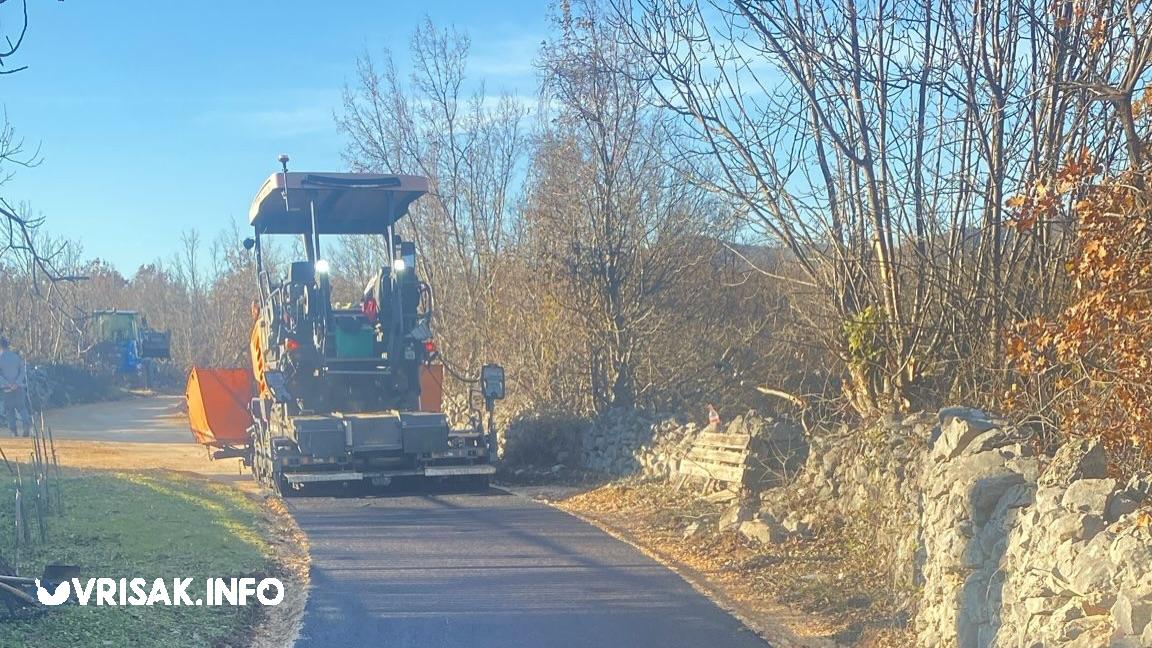 Asfaltirana cesta u Donjem Gracu: Radove financirali Grad Široki Brijeg i mještani