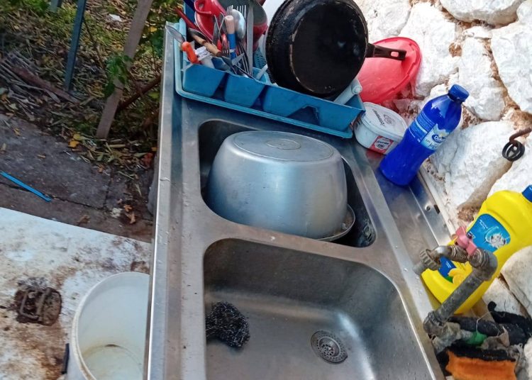 Humanitarna Božićna akcija za teško bolesnog oca i sina iz Čitluka