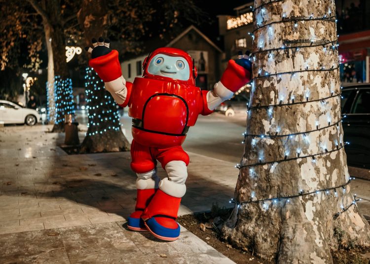 Djeca u središtu Adventa: Superknjiga oduševila Široki Brijeg