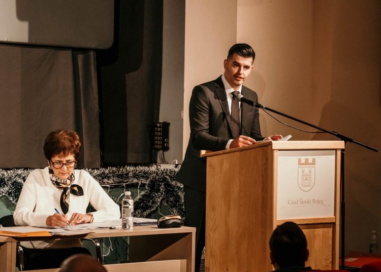 Grad Široki Brijeg usvojio proračun za 2026. godinu: Potpora studentima i subvencija vrtića