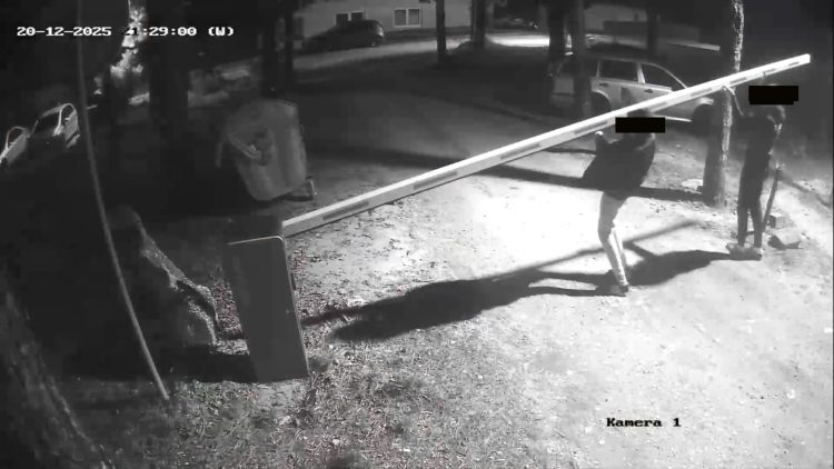 Nepoznate osobe oštetile novopostavljenu rampu na parkingu Općine Posušje