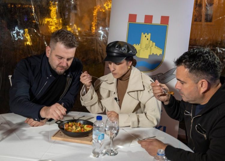 Advent u Ljubuškom započeo mirisima tradicije: Počelo natjecanje ”Okusi zavičaja”