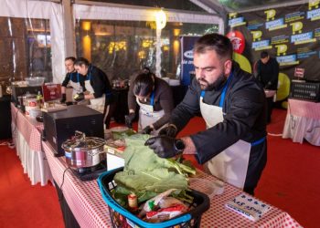 Advent u Ljubuškom započeo mirisima tradicije: Počelo natjecanje ”Okusi zavičaja”