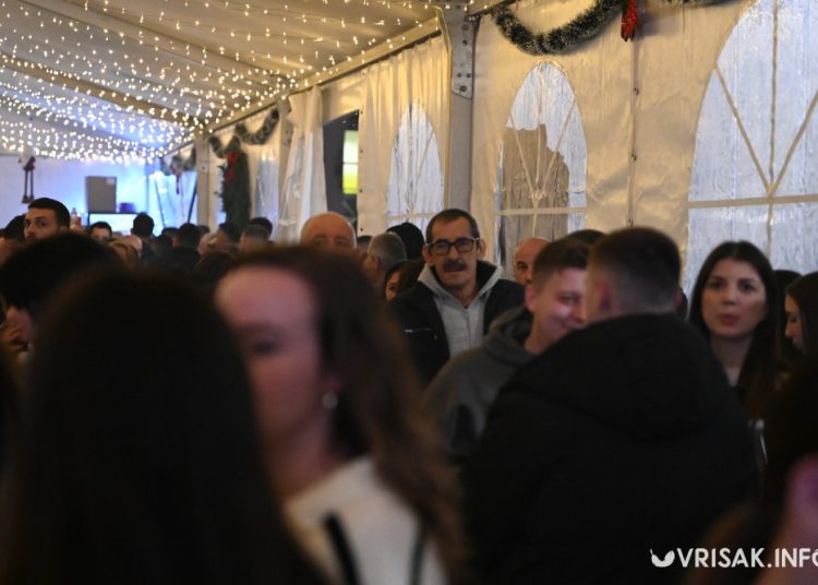 Advent u Mokrom: Giuliano rasplesao cijeli šator