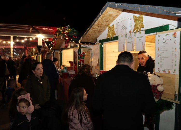 Božićno druženje u Posušju: Pogledajte kako je prošao prvi dan
