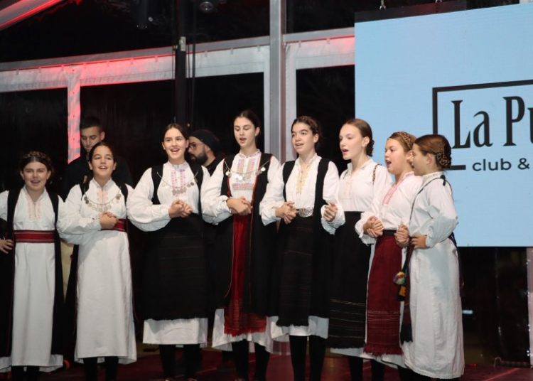 Božićno druženje u Posušju: Pogledajte kako je prošao prvi dan