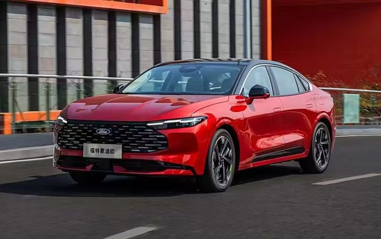 Europa ga je izgubila, Kina dobila: Novi Ford Mondeo za 2026. godinu