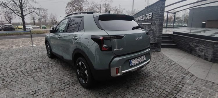 Kia osvježila Stonic za 2025.: Novi dizajn, više tehnologije i iste provjerene performanse