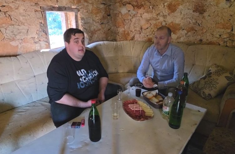 Mladić iz Ljutog Doca obnovio djedovu kuću i vratio joj život