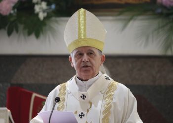 Nadbiskup Vukšić: Isus je most kojim su spojene obale Boga i čovjeka, neba i zemlje