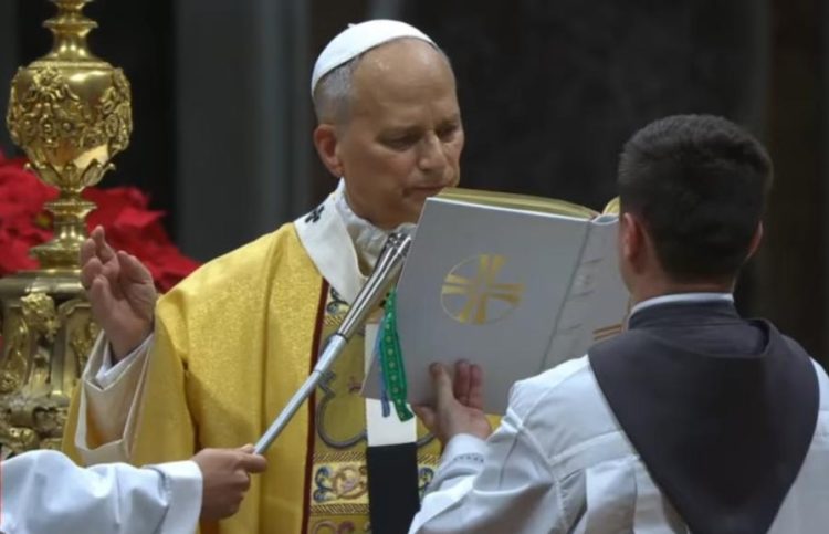 Papa Lav: Uskratiti pomoć siromašnima jednako je odbacivanju Boga