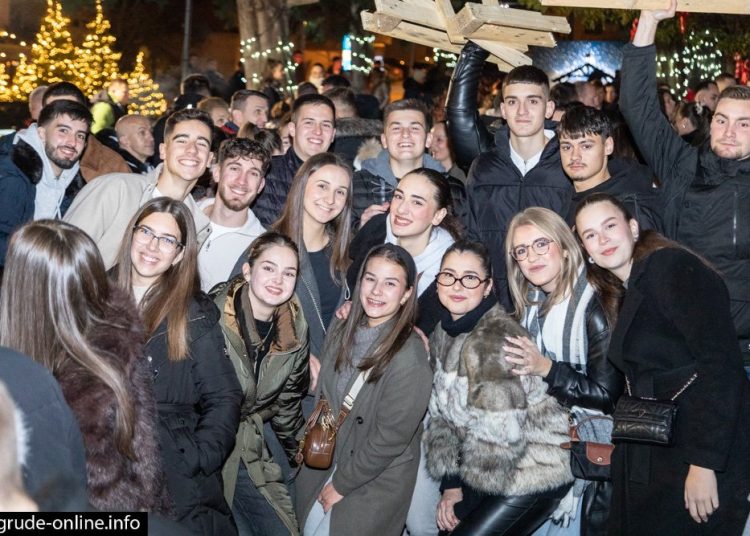 Grude: Pogledajte kako je bilo na drugoj večeri manifestacije “Božić svima”