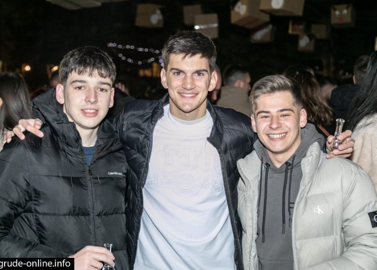 Grude: Pogledajte kako je bilo na drugoj večeri manifestacije “Božić svima”