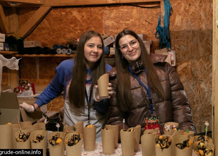 Grude: Pogledajte kako je bilo na drugoj večeri manifestacije “Božić svima”