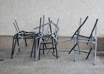 Profesor iz Širokog Brijega ironično komentirao vandalizam u školi