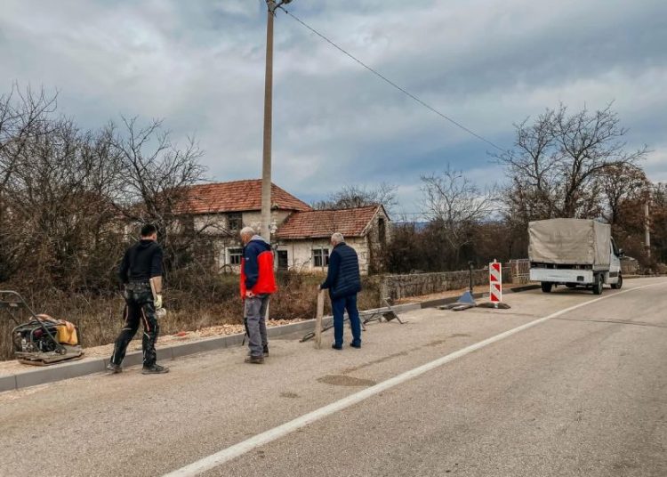 Široki Brijeg: U tijeku izgradnja nogostupa na Dužicama