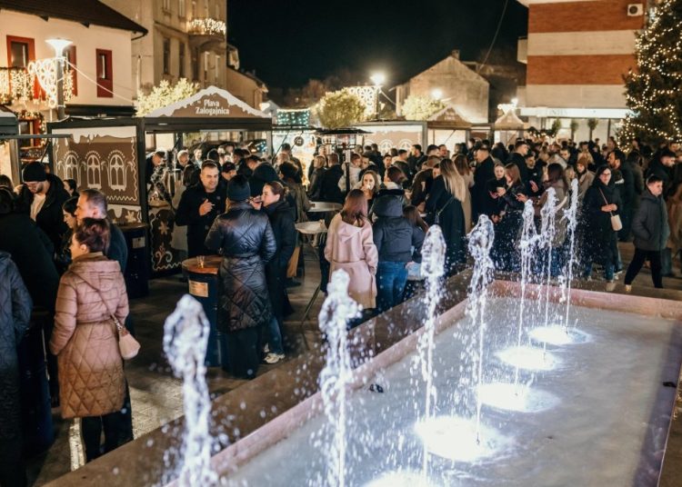 Široki Brijeg: Upaljena druga adventska svijeća