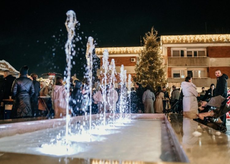 Široki Brijeg: Upaljena druga adventska svijeća