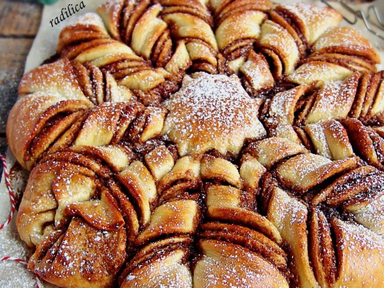 Recept za božićnu zvijezdu s orasima i cimetom