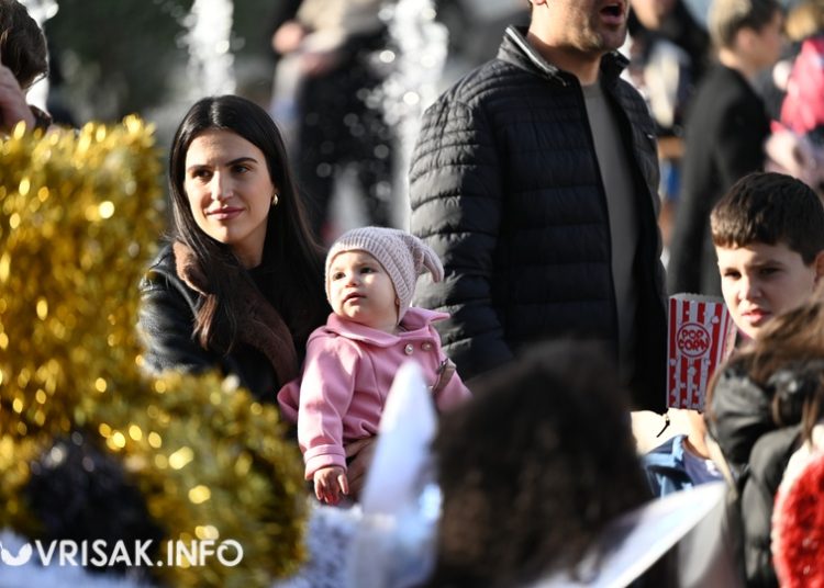 Sveti Nikola darivao mališane u Širokom Brijegu