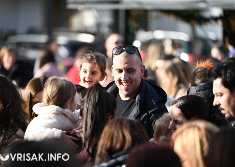 Sveti Nikola darivao mališane u Širokom Brijegu