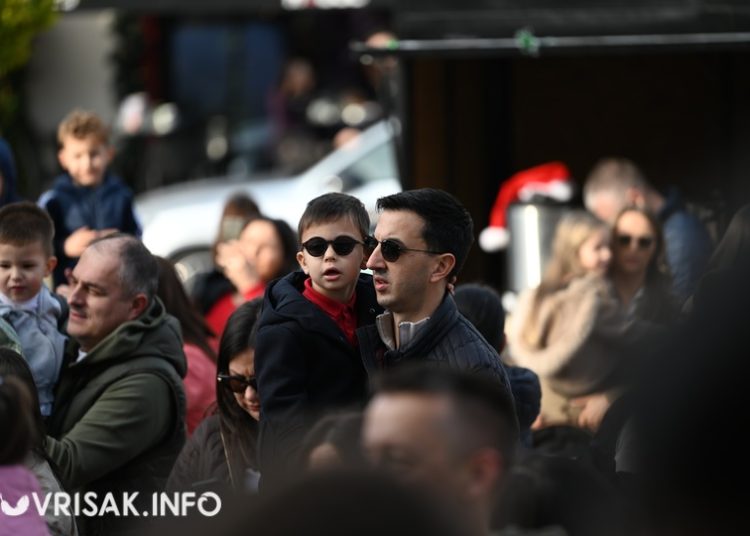 Sveti Nikola darivao mališane u Širokom Brijegu