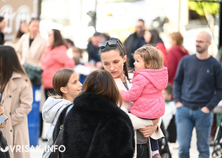 Sveti Nikola darivao mališane u Širokom Brijegu