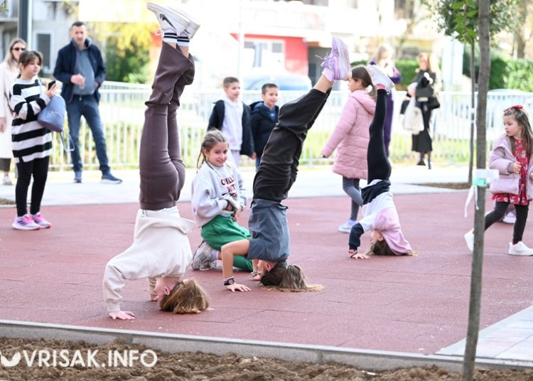 Sveti Nikola darivao mališane u Širokom Brijegu