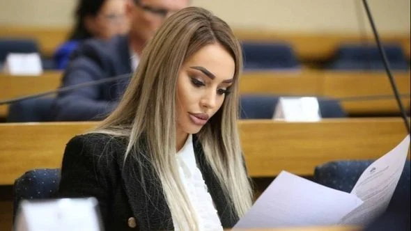 SIP pokreće postupak protiv Nikoline Šljivić zbog moguće nespojivosti funkcija