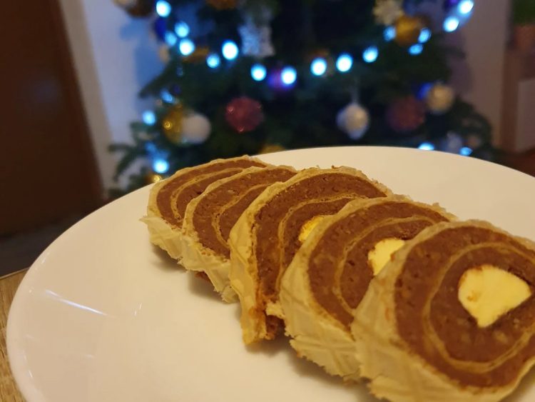 Recept za najjednostavniji tradicionalni božićni kolač s bananicama