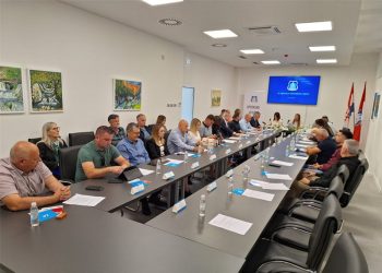 HRS traži ostavke članova OV Grude: “Vijećnica vam može biti kćer, pa i unuka”